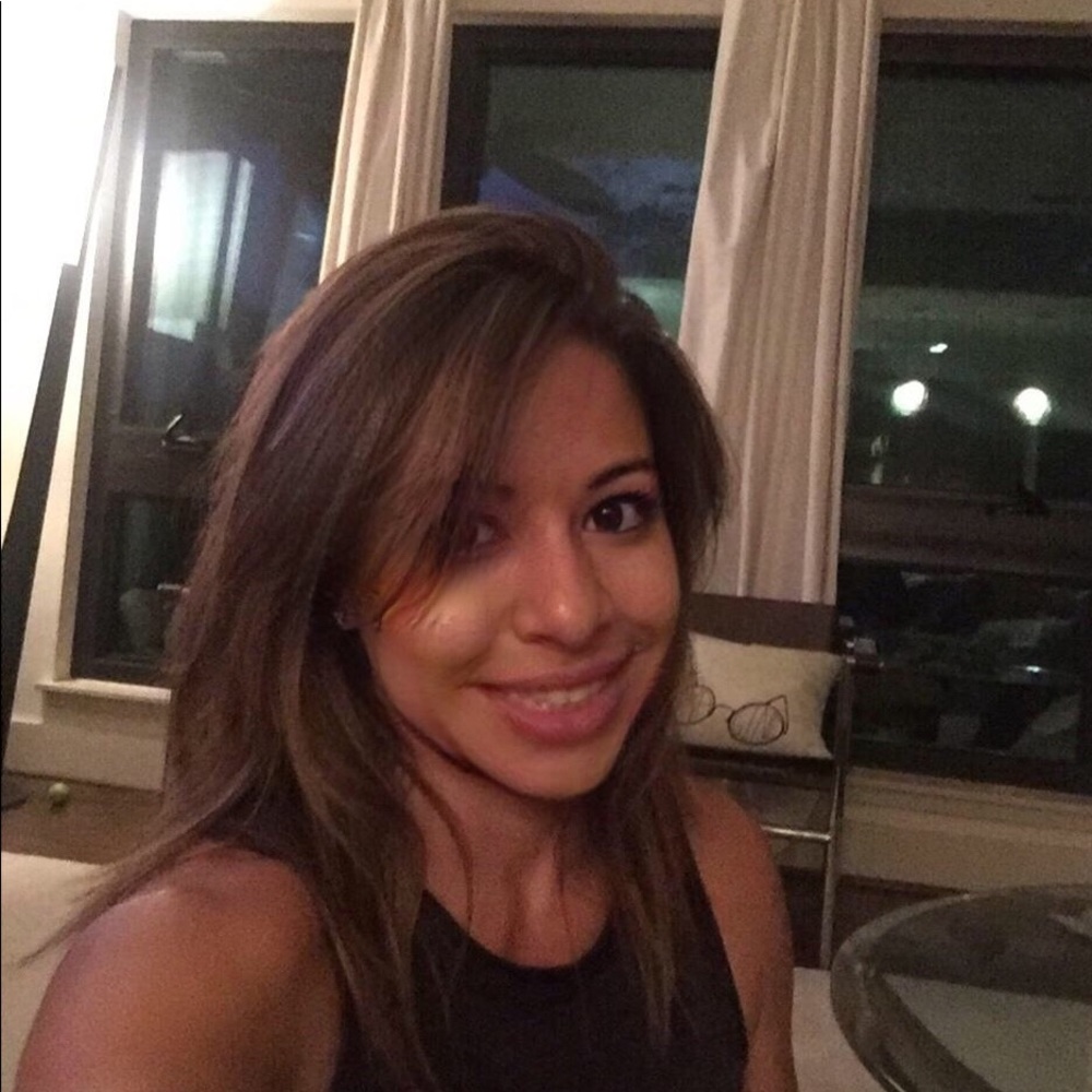 Meet your Posher, Marisa